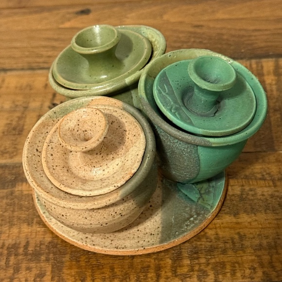 Spice Jar, Shaker,
Seasoning Shaker, handmade and glazed Ceramic pottery jar NEW - Picture 1 of 14